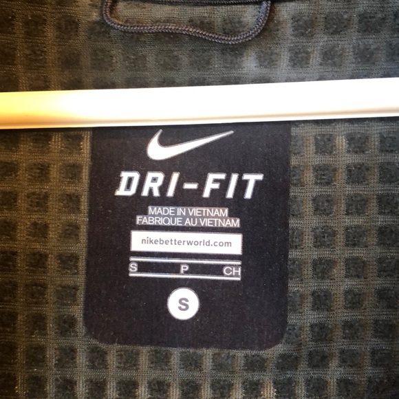 Nike Dri Fit Jacket - Small - Picture 2 of 3